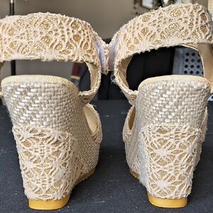 Sharif Cream and Gold Lace Wedges